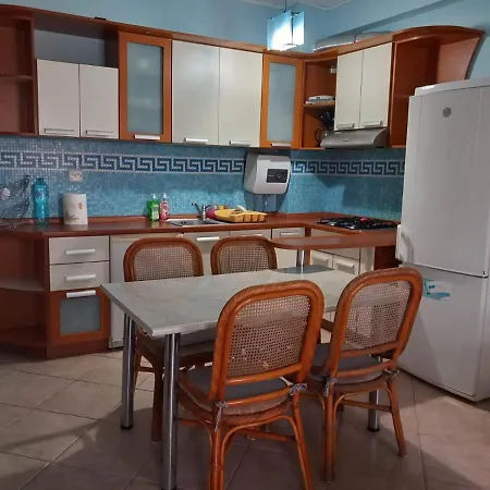 Coral Beach Apartment